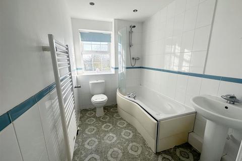 94 Flatts Lane, Calverton, Nottingham, NG14 6RF