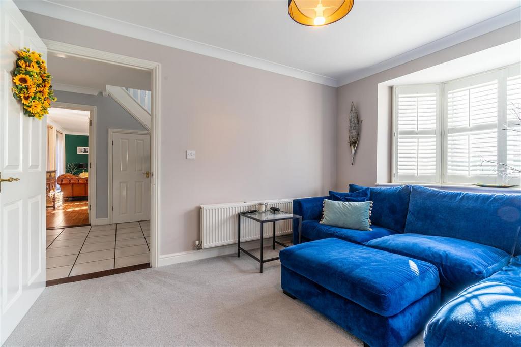 Snug/ Dining Room