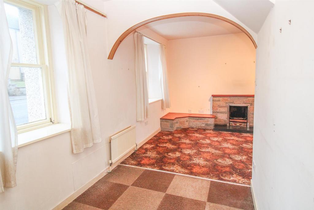 DINING AREA.jpg