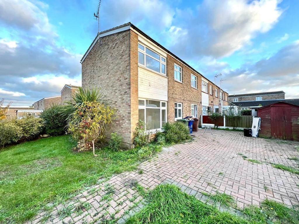 Limeslade Close, Corringham, SS17 3 bed end of terrace house to rent