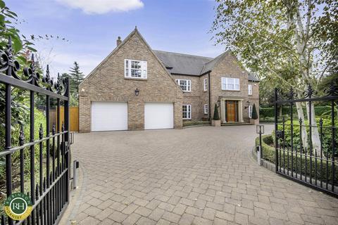 5 bedroom detached house for sale, Whin Hill Road, Bessacarr, Doncaster