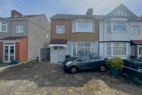 3 bedroom house for sale, Ashurst Drive, Ilford, IG2 6SQ