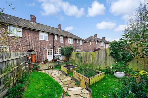 47 Normanton Park, London, E4 6HE