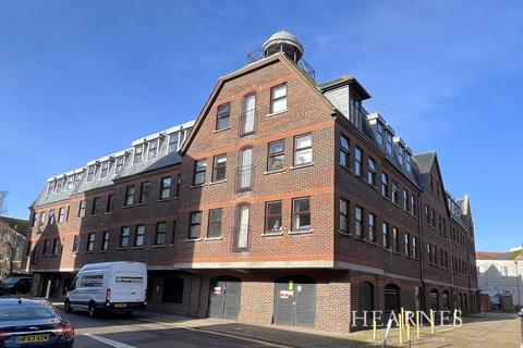 2 bedroom apartment for sale - Strand Street, Poole, BH15