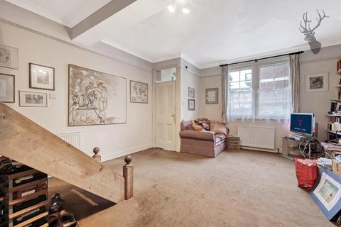 2 Cyprus Street, London, E2 0NN
