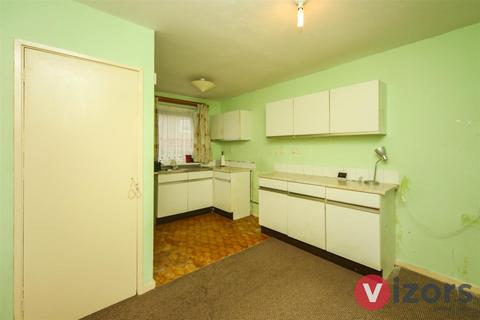 41 Astley Close, Redditch, B98 7TY