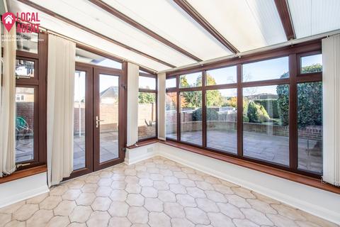 72 Squires Way, Dartford, DA2 7NW