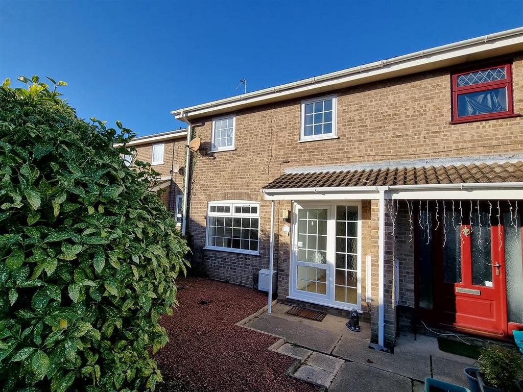 Kingfisher Close, Bradwell 3 bed terraced house for sale £180,000
