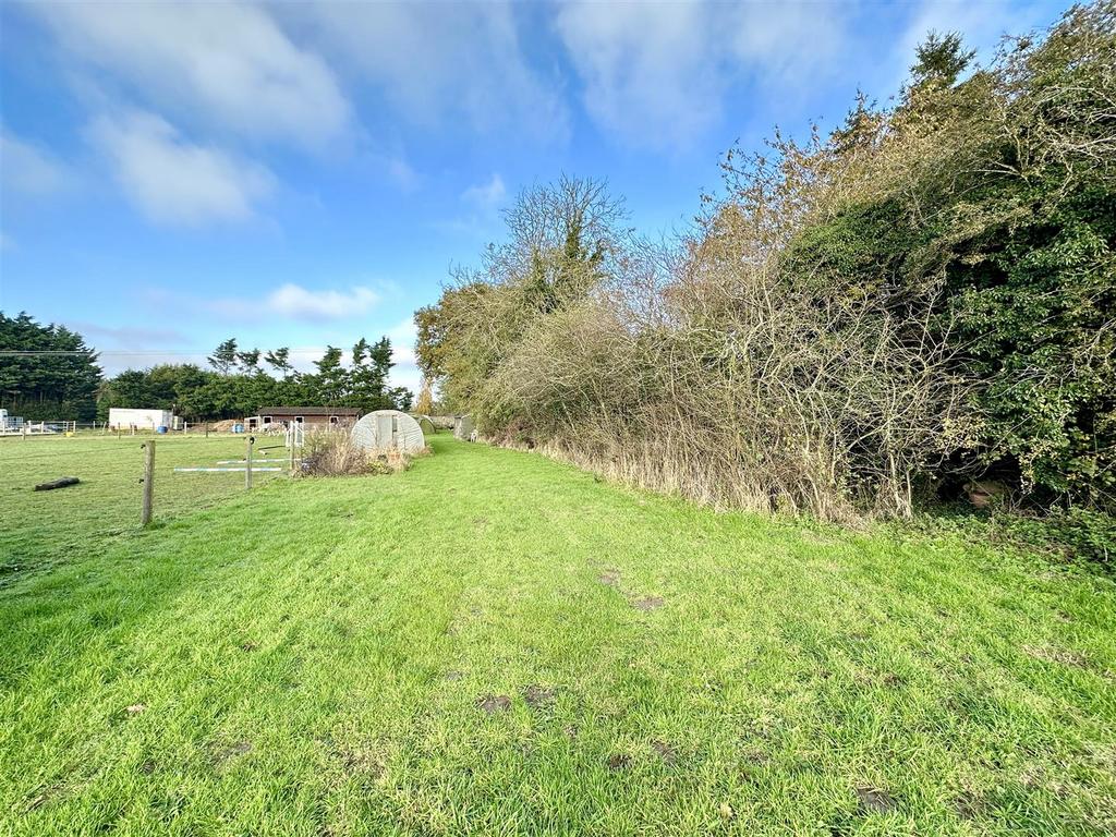Land leading to rear access gate.JPEG