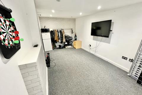 310 Burnt Oak Lane, Sidcup, DA15 8LN