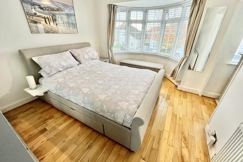 310 Burnt Oak Lane, Sidcup, DA15 8LN