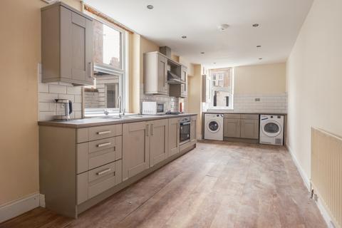 undefined, Newcastle Upon Tyne, Tyne and Wear NE2