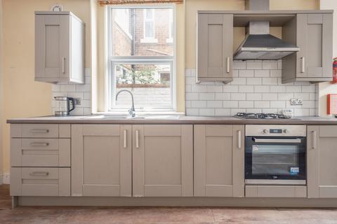 undefined, Newcastle Upon Tyne, Tyne and Wear NE2