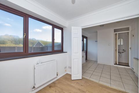 59 Chalcroft Road, Folkestone, CT20 3NG