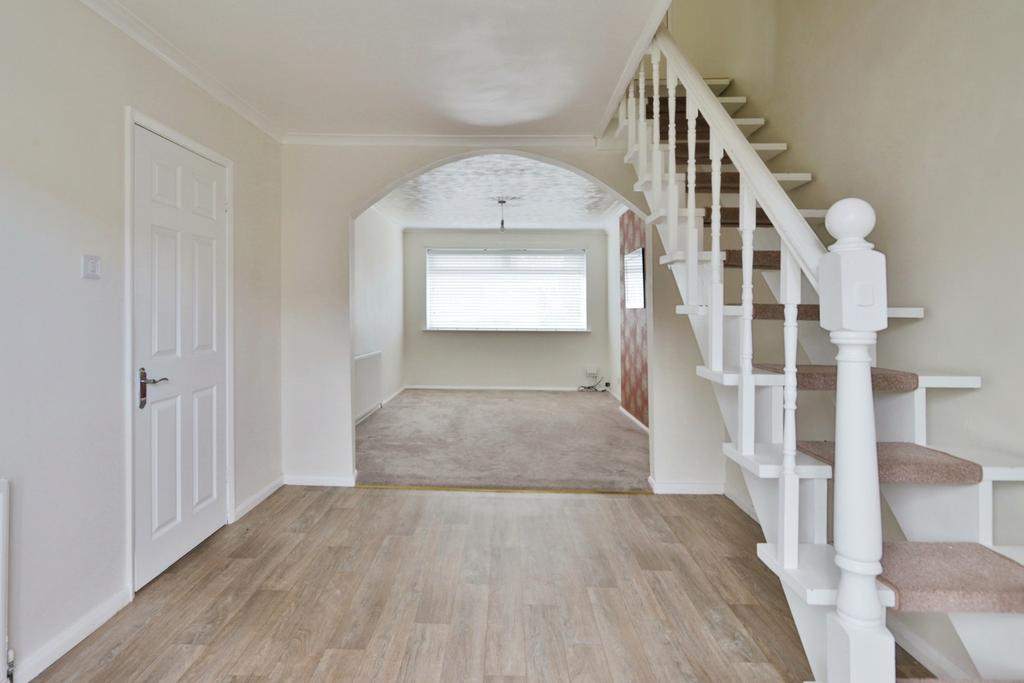 Jendale, Hull, HU7 4BB 2 bed semidetached bungalow for sale £130,000