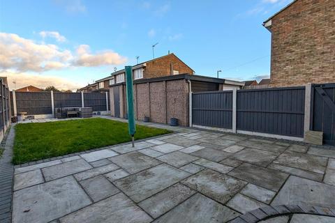 6 Bure, East Tilbury, Tilbury, RM18 8SF
