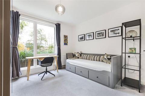 2 bedroom apartment to rent, Upper North Street, London, E14