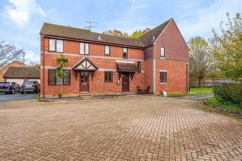 9 Bowers Close, Guildford, GU4 7NE