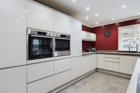 Bushgrove Rosemount Park Gardens, Blairgowrie, PH10 6TW
