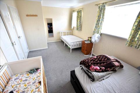 94 Wigley Road, Feltham, TW13 5HF