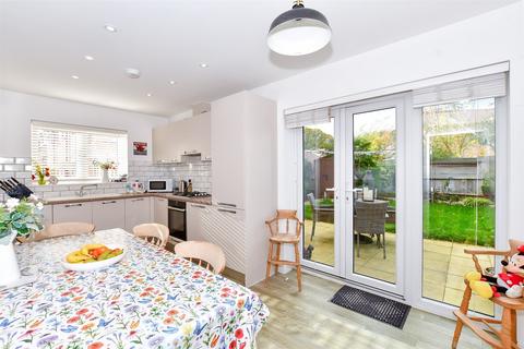 3 bedroom detached house for sale, Colyn Drive, Maidstone, Kent