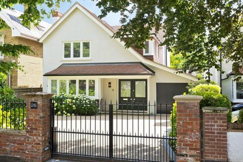 5 bedroom detached house for sale - Wolsey Road, East Molesey, Surrey, KT8