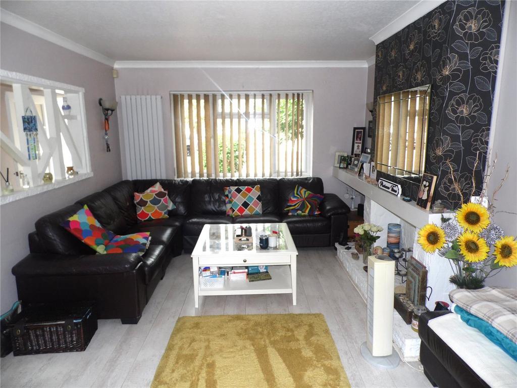 Heath Rise, Bromley, BR2 3 bed semidetached house for sale £650,000