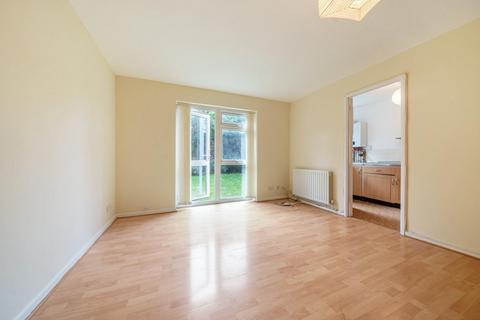 2 bedroom flat for sale - Henfield Road, Wimbledon