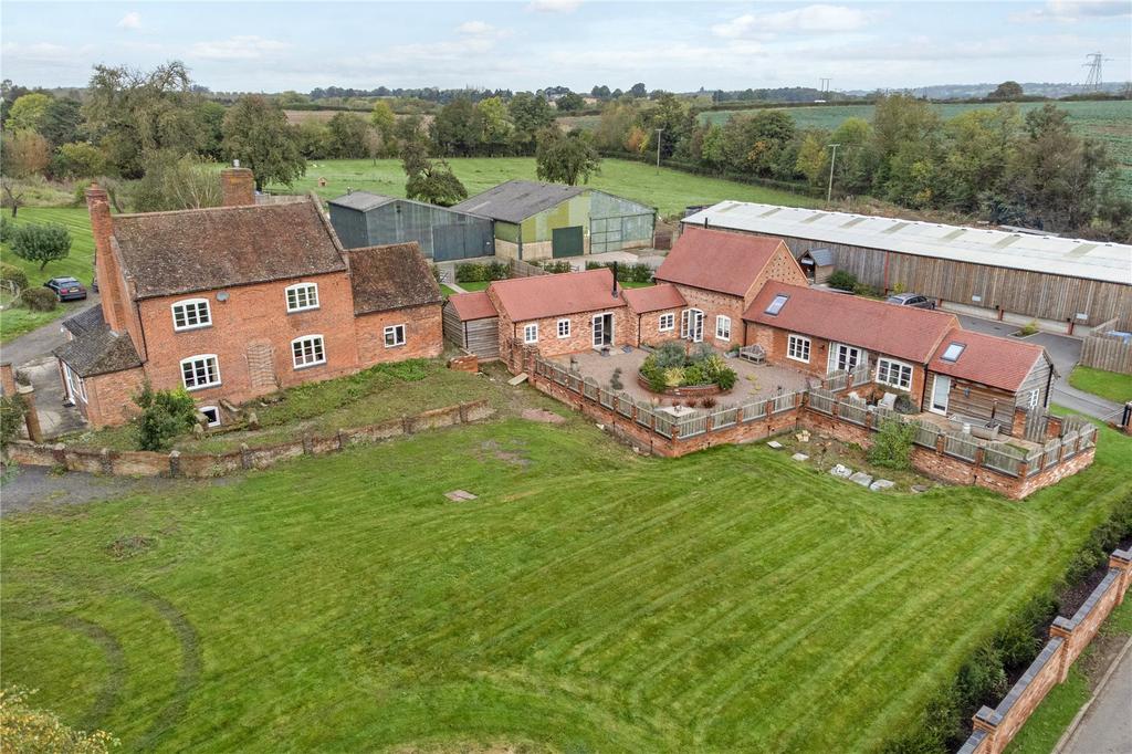 Holt Heath, Worcester, Worcestershire 9 bed detached house for sale £