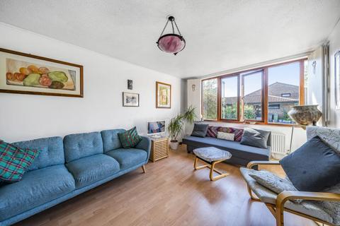 138 Brassey Road, London, NW6 2BA