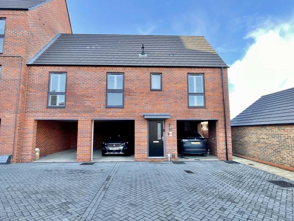 Holly Lane, Dunstable LU5 2 bed coach house for sale £260,000