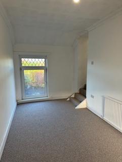 2 bedroom flat to rent, Wernddu Road, Ammanford SA18