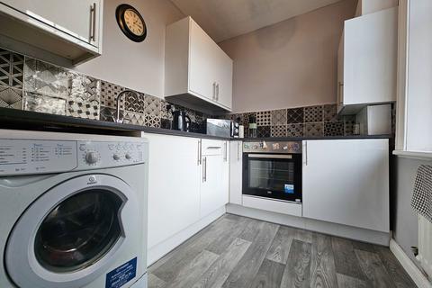 2 bedroom apartment for sale, Harton Lea, North Avenue, South Shields