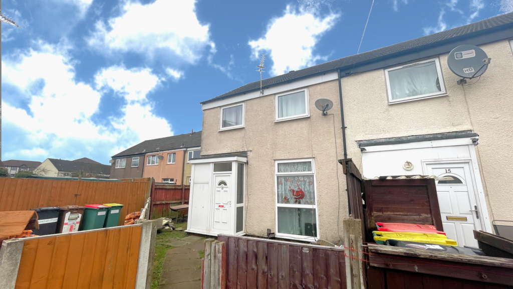 Dawlish Place, Preston PR2 3 bed end of terrace house - £110,000