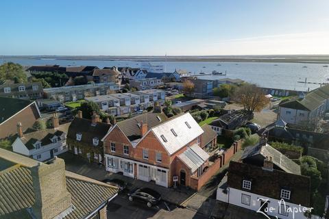 87 High Street, Burnham-on-crouch, CM0 8AH