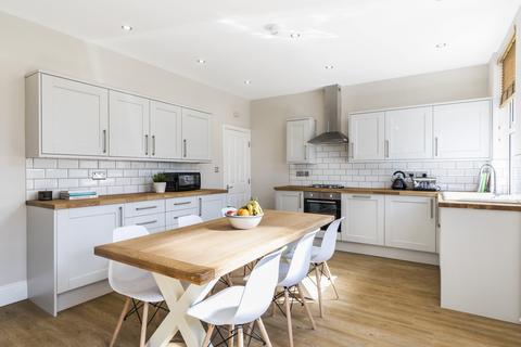 6 bedroom house to rent, St. Michaels Road, Leeds LS6