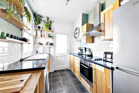 2 bedroom apartment for sale, Rosendale Road, Dulwich, London, SE21
