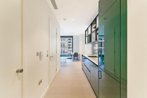 undefined, Bagshaw Building, Wardian, Canary Wharf, London, E14