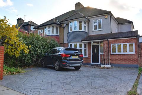 3 bedroom semi-detached house to rent, Shooters Hill Road, London, SE18