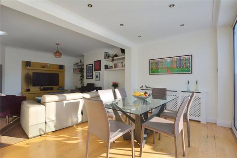 3 bedroom semi-detached house to rent, Shooters Hill Road, London, SE18