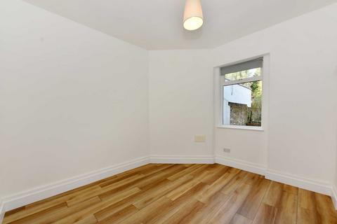 32 Denmark Road, Ealing, London, W13 8RG