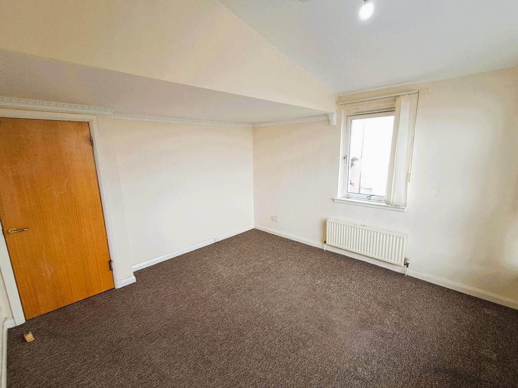 Apartment in Clydebank, West Dunbartonshire - View 3