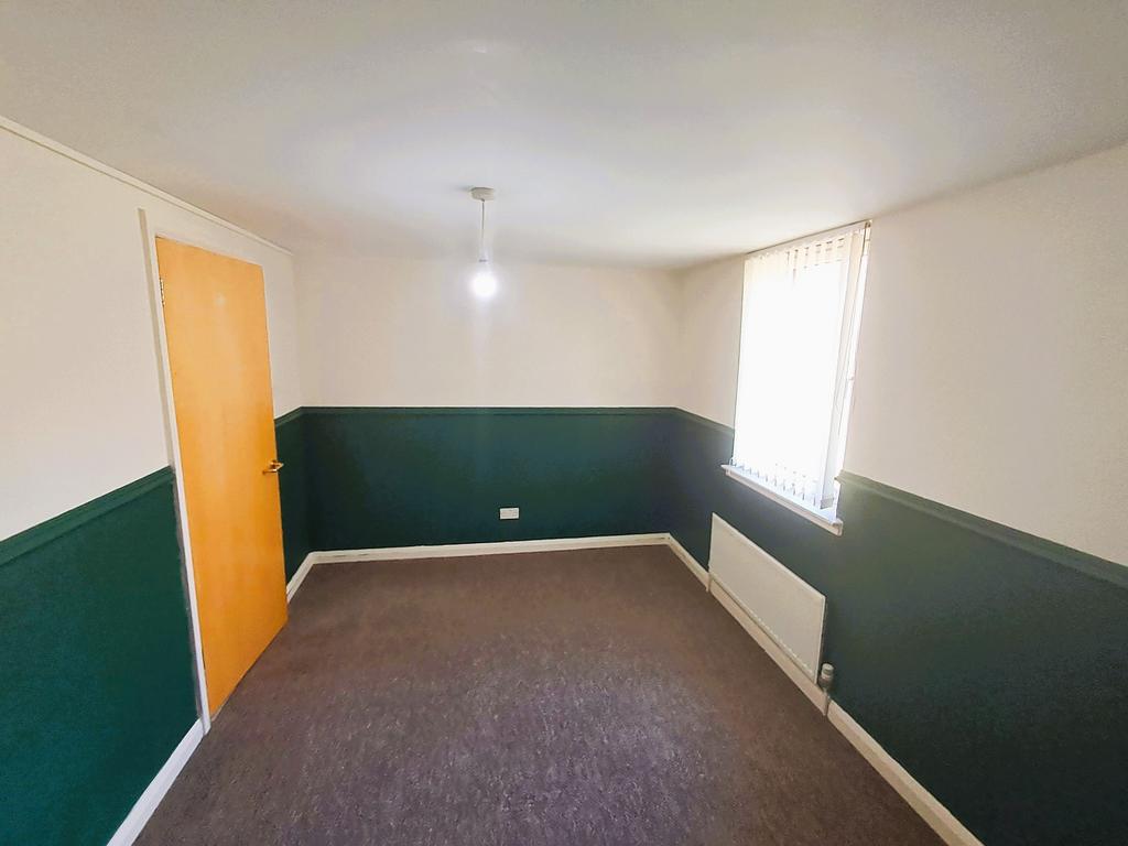 Apartment in Clydebank, West Dunbartonshire - View 4