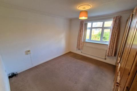 2 bedroom detached bungalow to rent, Heysham Grove, Redcar, TS10