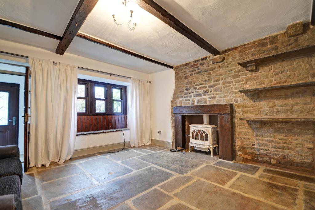 Lister Well Road, Barnoldswick, BB18 1 bed cottage £800 pcm (£185 pw)