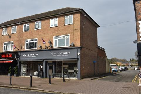 3 bedroom maisonette to rent, Packhorse Road, Gerrards Cross, SL9