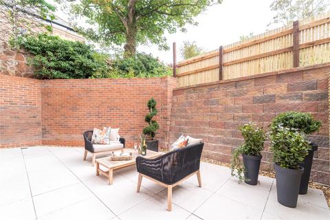 Flat 1, Hildeburgh House, 7 Caldy Road, West Kirby, Wirral, CH48 2HE