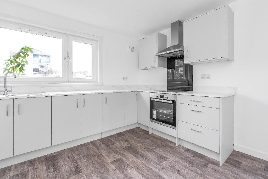 Southhouse Square, Edinburgh, Edinburgh, EH17 2 bed flat for sale £