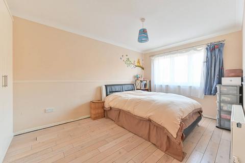 29 Oakham Drive, Bromley, BR2 0XE