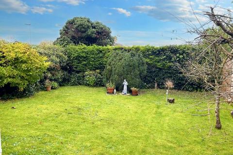 29 Cleaves Drive, Walsingham, NR22 6EQ